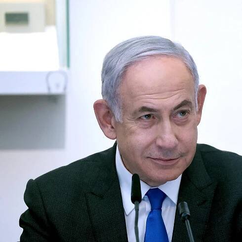 Der israelische Premierminister Benjamin Netanjahu nimmt an einer Kabinettssitzung teil