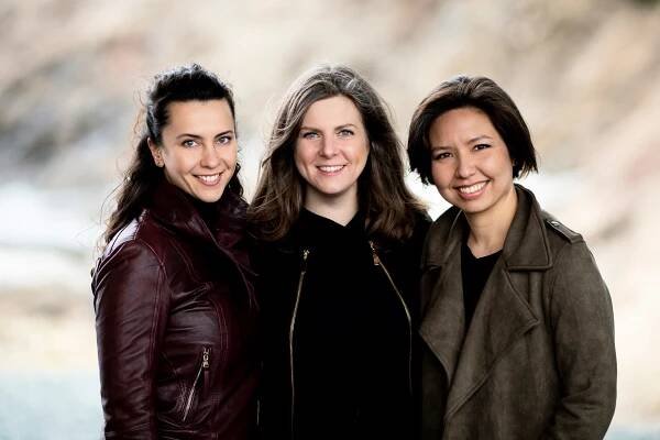 Iris Trio - Christine Carter