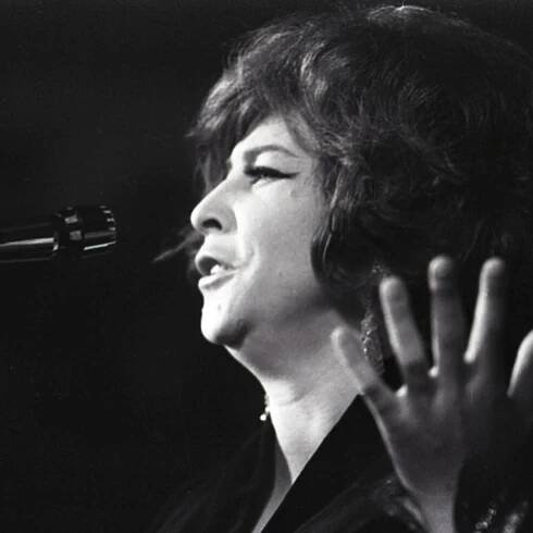 Eva Olmerová: vymydlená, voňavá, vulgární a upřímná