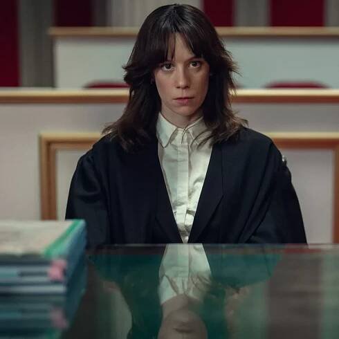 Inside Netflix Dept. Q star Chloe Pirrie life from Hollywood link to romance