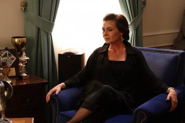 Annemizi Saklarken - Episode 2 - Z filmu - Hatice Aslan