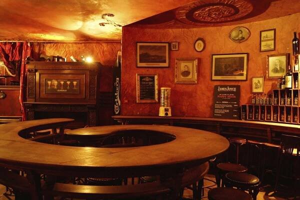 Le James Joyce - bar brasserie sur Angers avec terrasse