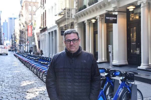 Meet Roger Clark (‘85), Features Reporter at NY1!