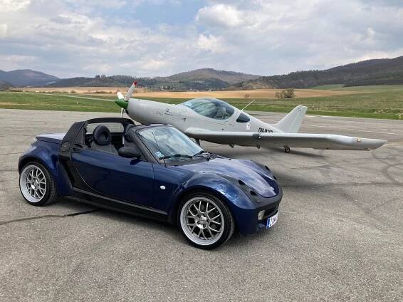 2004 Smart Roadster W452 benzín 60 kW 110 Nm - Servisní knížka