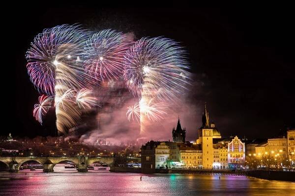 fotograf Petr Kalousek - Pražský novoroční ohňostroj