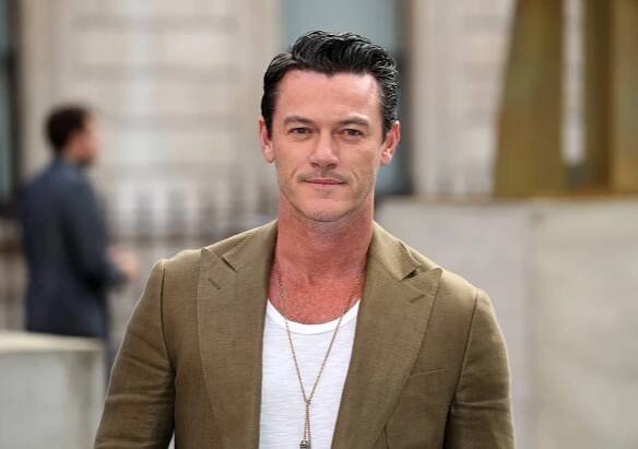 Top 50 Famous Gay Actors: List of LGBT Male Celebs