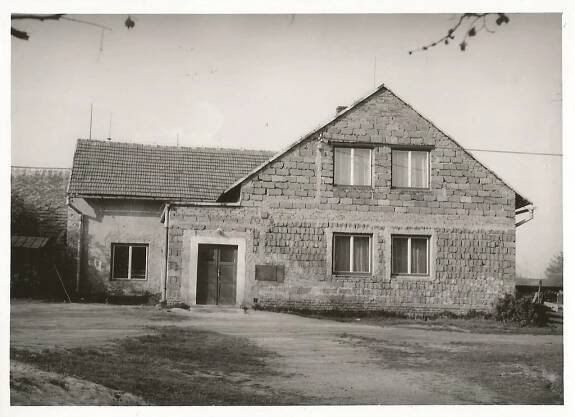 Fotografie – 4. stránka – Historie obce Všeruby u Plzně