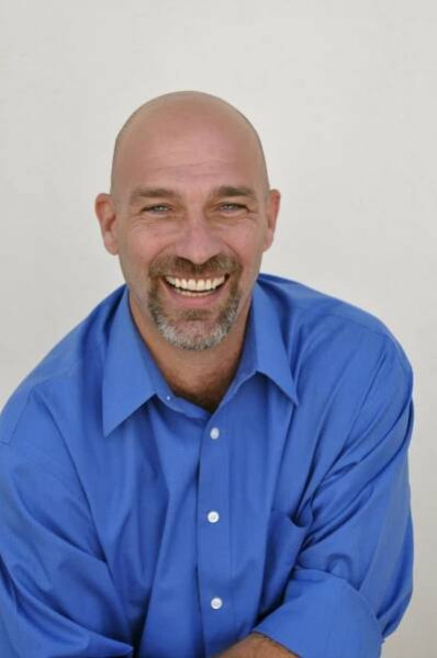 Photo Gallery - Kevin Gage