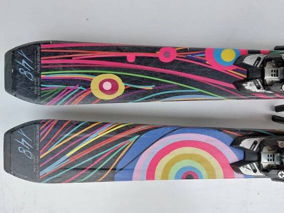 Sporten Mystic black -25/013- bazar 148cm | SkiCentrum Petr Švarc - lyže, boty,snowboardy,běžky,doplňky,e-shop, půjčovna