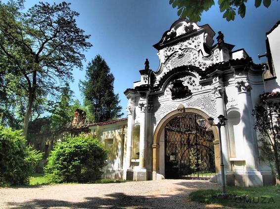 Zámek a hrad Líčkov - Výlety Českem
