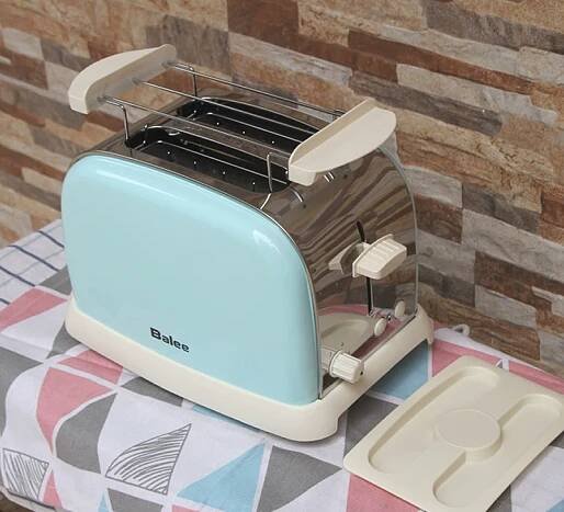 Breville 4-místný toustovač z nerezové oceli - Retro evropský design