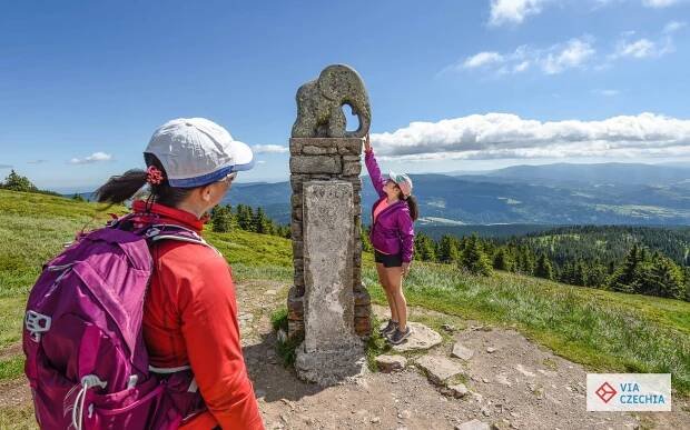 Krásy Česka po severní hranici ve 47 etapách. Jak projít zemi od západu na východ