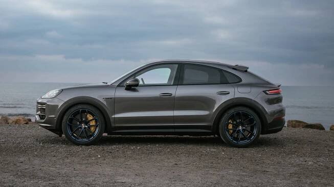 Porsche Cayenne Coupe review - 2023 facelift - Turbo E-Hybrid with GT Package, front, side