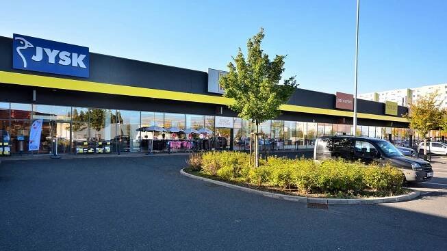 Obchodní zóna Hornoměcholupská, obchodní centrum Retail Park Praha | I. Kamenická stavební a obchodní firma