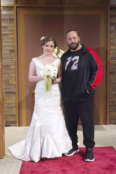 Kevin si počká - Civil Ceremony - Z filmu - Taylor Spreitler, Kevin James