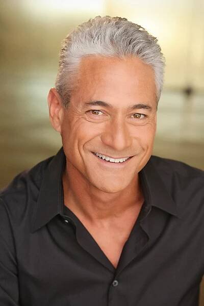Bio - Greg Louganis