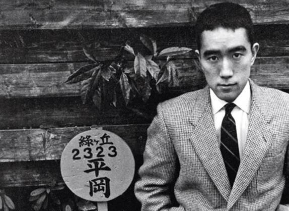 O kráse, zradě a zakázaných touhách v Japonsku