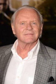 Anthony Hopkins With Checkered Suit Wallpaper