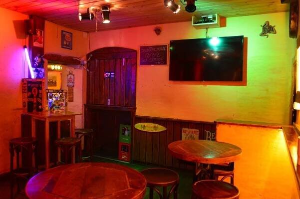 Bar LaOnda Davos - MUSIC | BEER | DRINKS