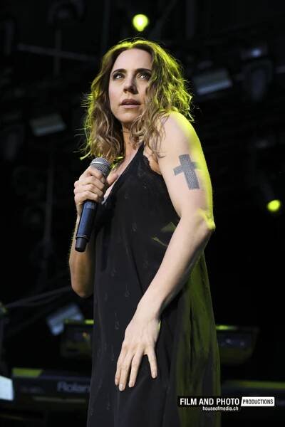 Melanie C-17
