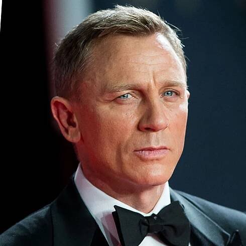 'I Tried The 4-Move Home Workout In Daniel Craig's 007 Training Plan'