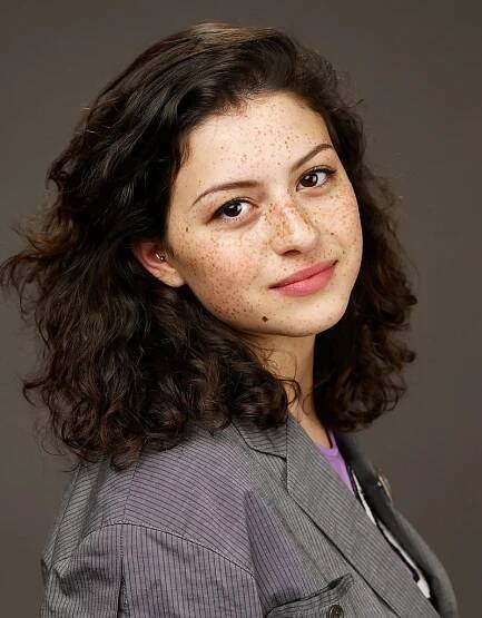Alia Shawkat's 4 Tattoos & Their Meanings 1