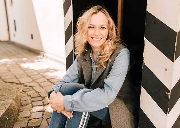 Yulia Burova - life coach - May 2020 | Dina Khusainova