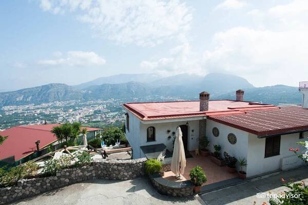Bed and breakfast with sea view in Sorrento - Villa Monica Sorrento