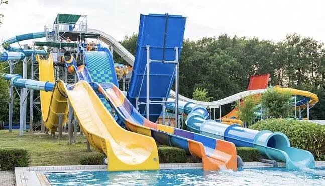 Navštivte Aquapark Sárvár: Oáza radosti a relaxace pro celou rodinu