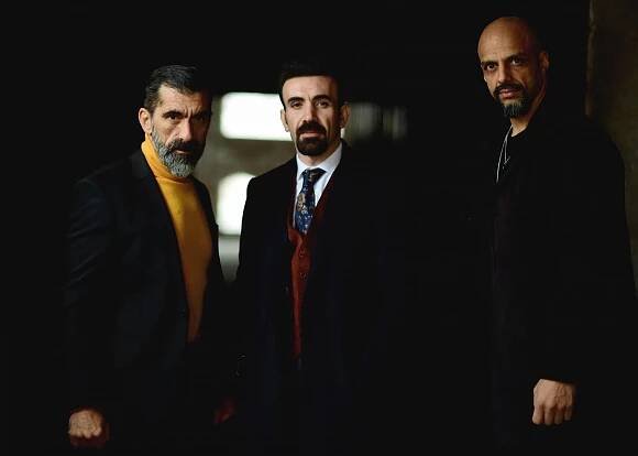Erdal Yildiz, Hasan Yalnızoğlu, Mehmet Yılmaz Ak - Halka - Cengiz Han'ın Vasiyeti - Z natáčení
