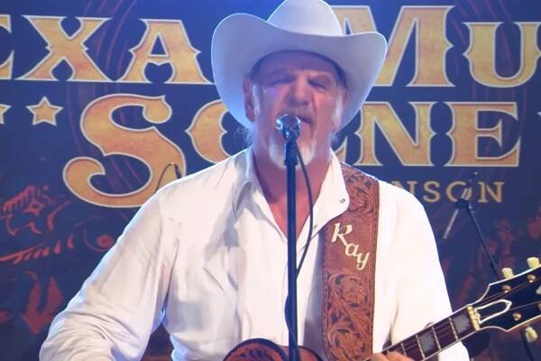 Ray Benson the world's tallest country singer