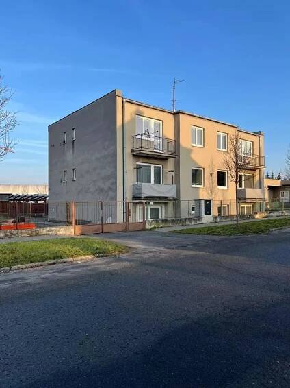 Pronájem bytu 2+1 s balkónem ve Velké Bystřici - EVROPA realitní kancelář