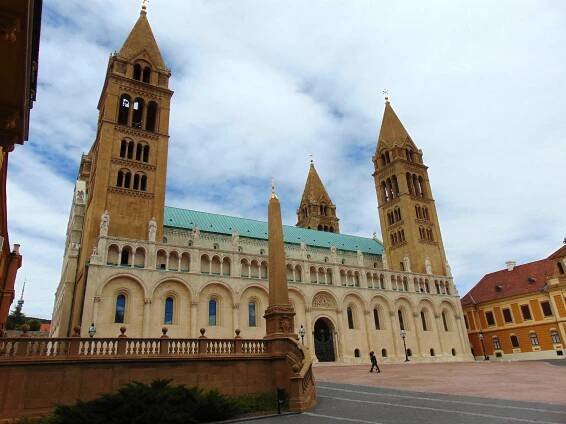 Pécs