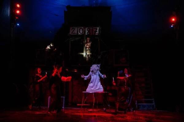 Do Šumperka míří první český hororový cirkus