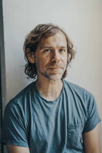 Aaron Dessner — Straight & Narrow Artist Management