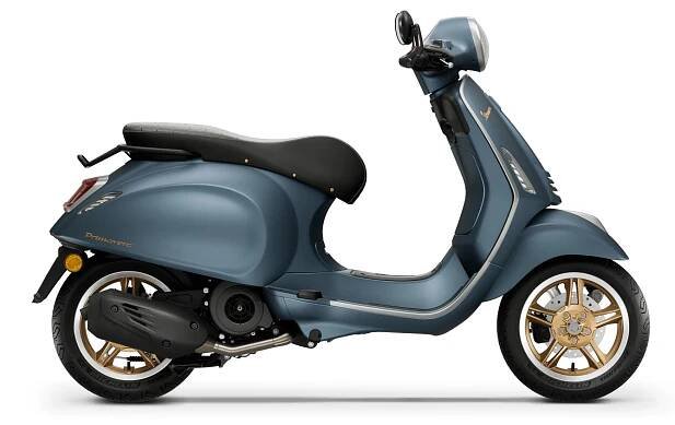 Vespa Primavera 125 3V ABS OFFININA 8 (NOVÁ, 2025), 151.900 Kč