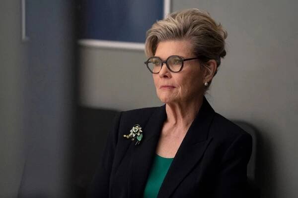 Nemocnice New Amsterdam - Zásah - Z filmu - Debra Monk