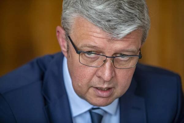 Opozice navrhla úpravy konsolidačního balíčku. Ministerstva je ale odmítla