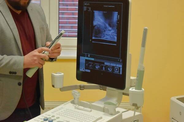 Nemocnice v Krnově nabízí moderní vyšetření prostaty. Může zachránit životy