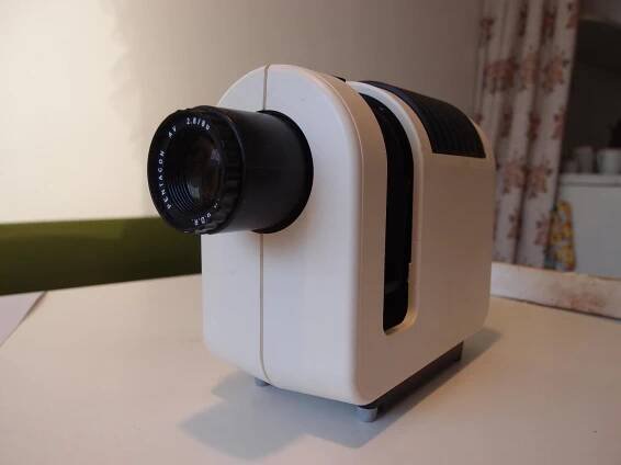 Diaprojektor 5x5 Pentacon - Foto