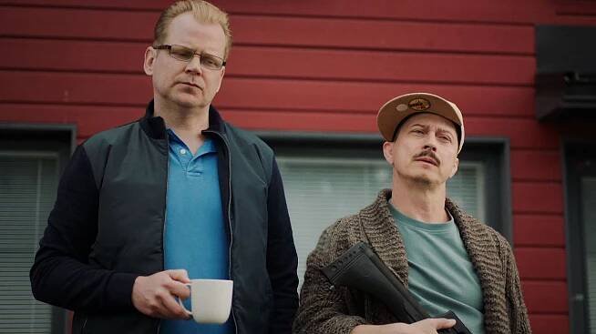 Luottomies - Hybridisota - Z filmu - Antti Luusuaniemi, Kari Ketonen