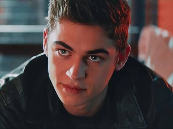 Daydream  Eyes Of Hardin Scott Wallpaper