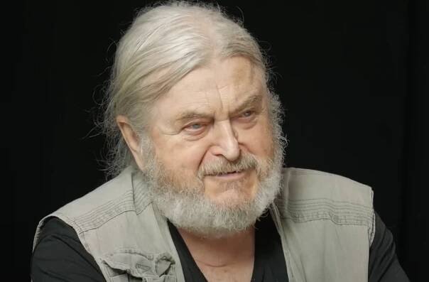 František Ringo Čech si už vymyslel, jak by mělo probíhat poslední rozloučení s ním: „Současnost je mi úplně cizí. Vážím si toho, že udržím stolici“ - Zivot