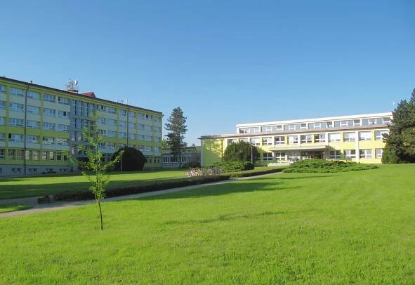 Střední odborná škola a Gymnázium Staré Město foto 1