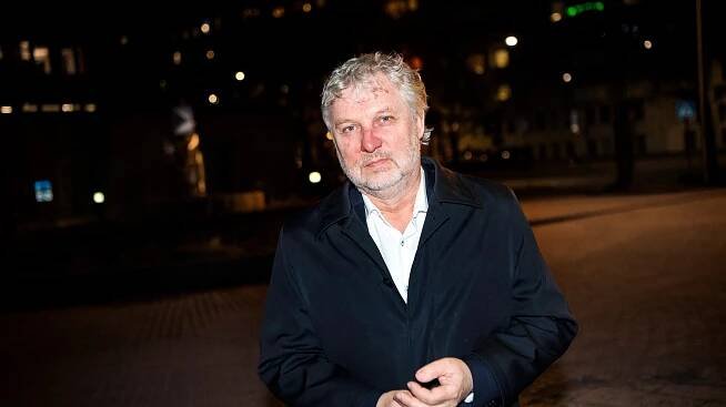 Peter Eriksson öppnar för lagstiftning mot nätjättarna 