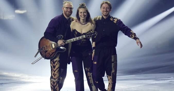 Skupina We are Domi se zpěvačkou Haškovou postoupila do finále Eurovize. Utká se s 24 kapelami
