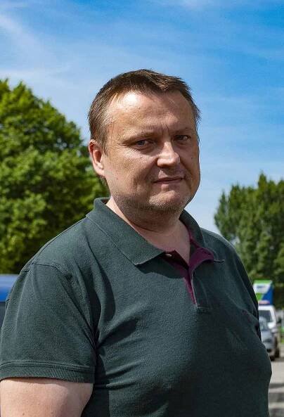 Majitel Auto UH Pavel Buráň věří, že společnost prodá letos 2500 vozů