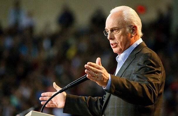 Rev. John MacArthur, influential evangelical pastor of Grace Community Church, dies at 86 - Los Angeles Times