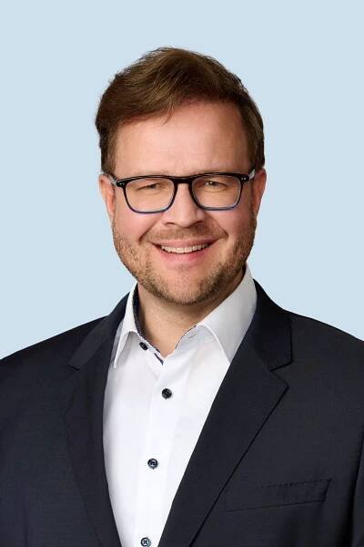 Oliver Schönhoff, Finance Manager