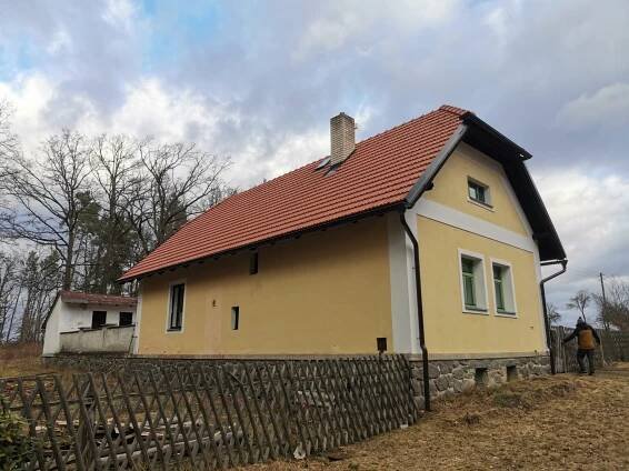 Starý dům s novou fasádou prokoukne (zdroj: Tondach)